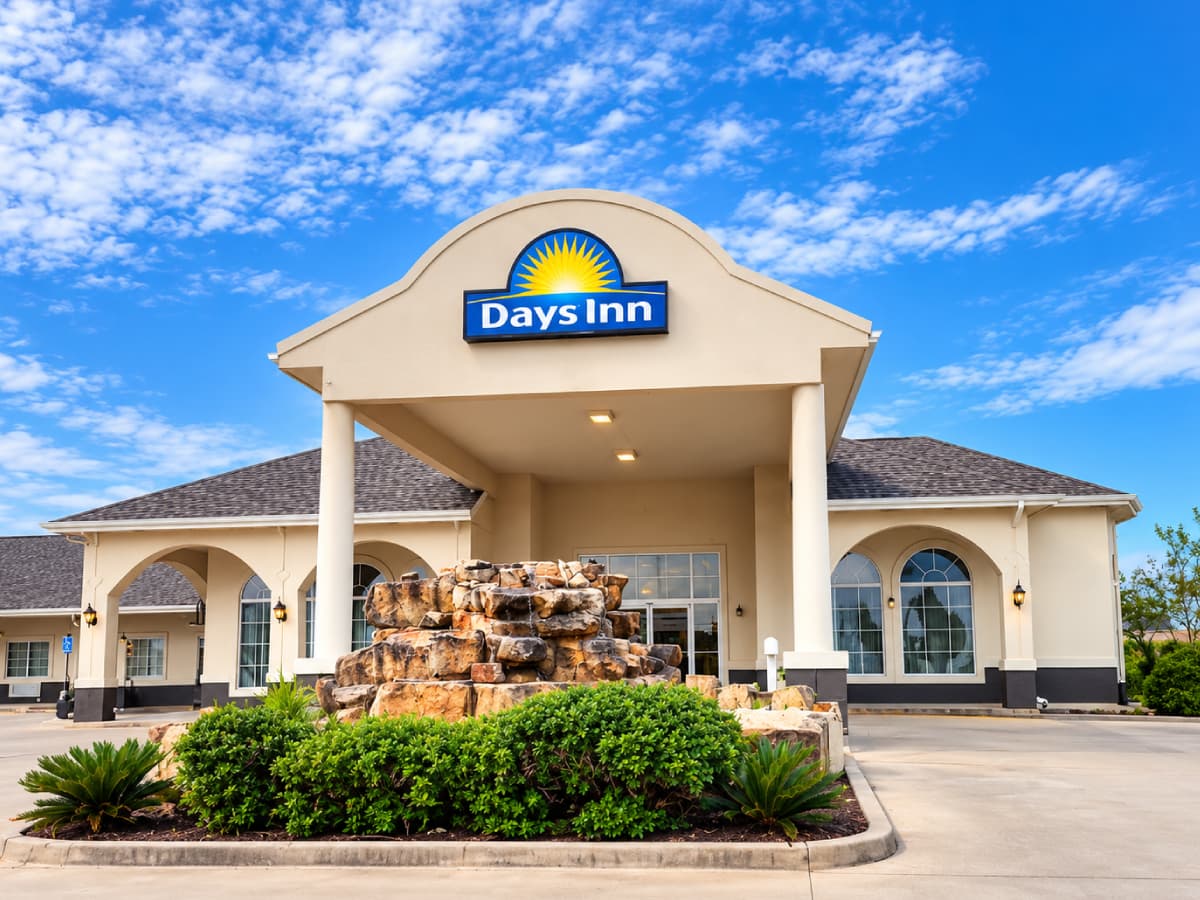 Days Inn Robstown Exterior Sunset Porte-Cochere
